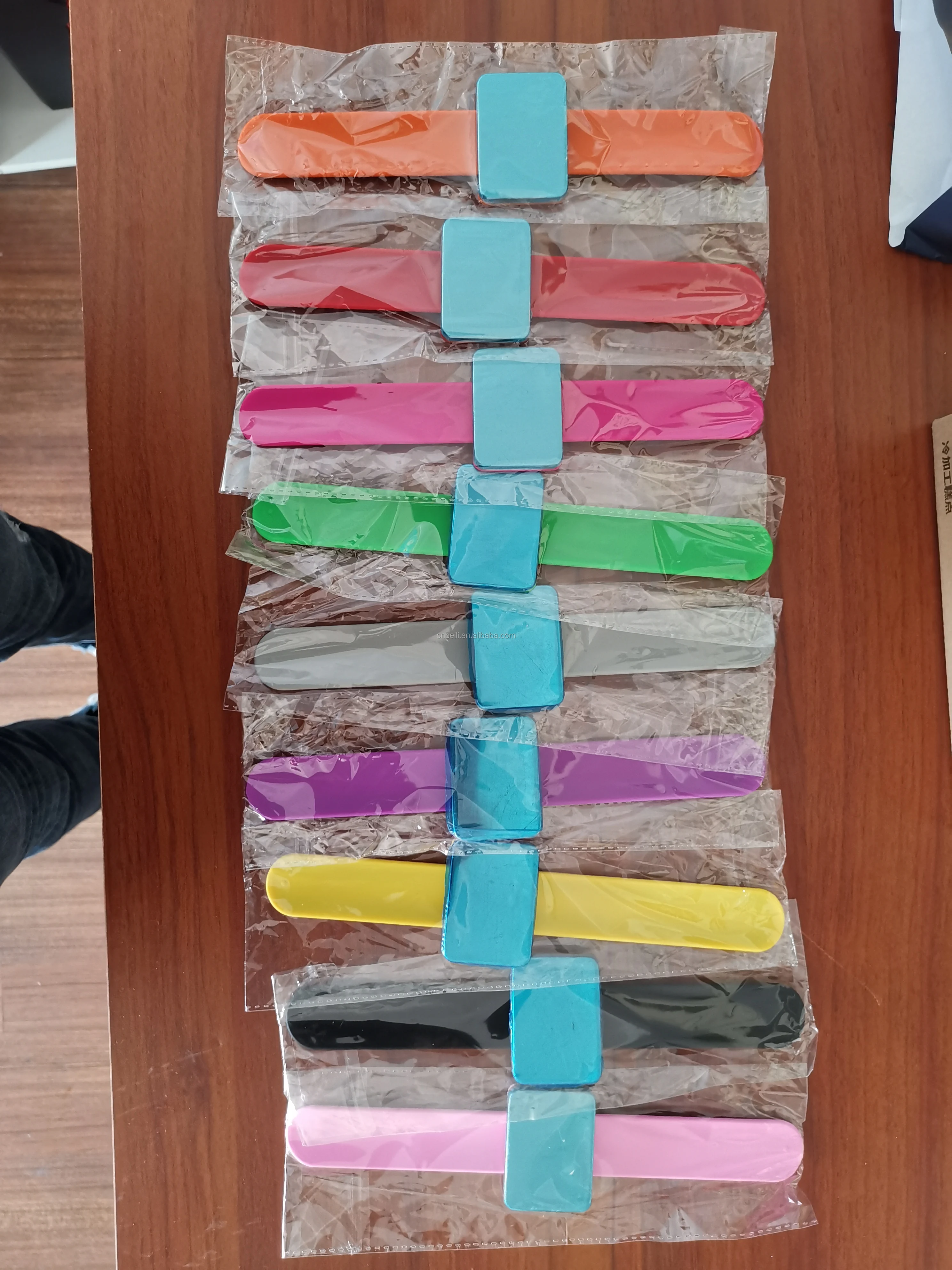 barber accessories magnetic bobby pin hair clip holder salon silicone magnetic wristband bracelet wrist band belt for hair gel