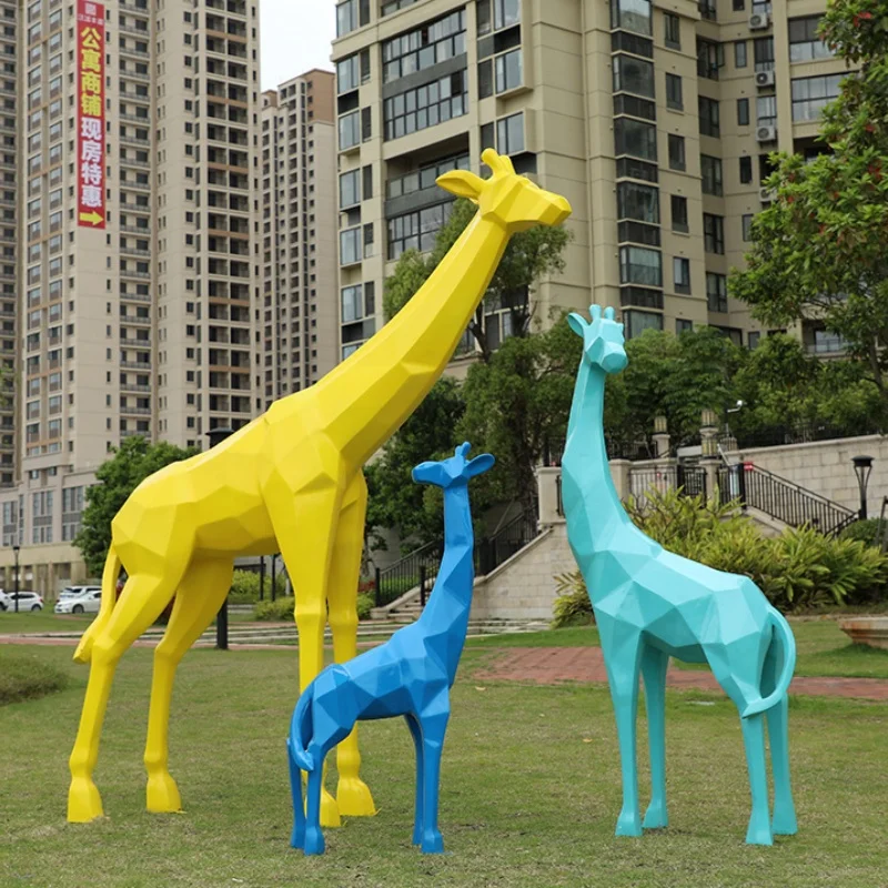 Factory Fiberglass Abstract Geometric Giraffe Sculpture Garden Landscape Outdoor Large Sculpture Decorative Ornaments