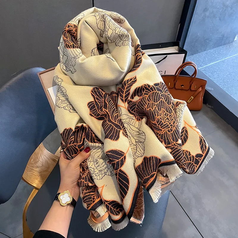 Newest Arrival Double-side Soft Cashmere Feeling Scarves Fashion Elegant Flower Pattern Outer Wear Pashmina Shawls for Winter