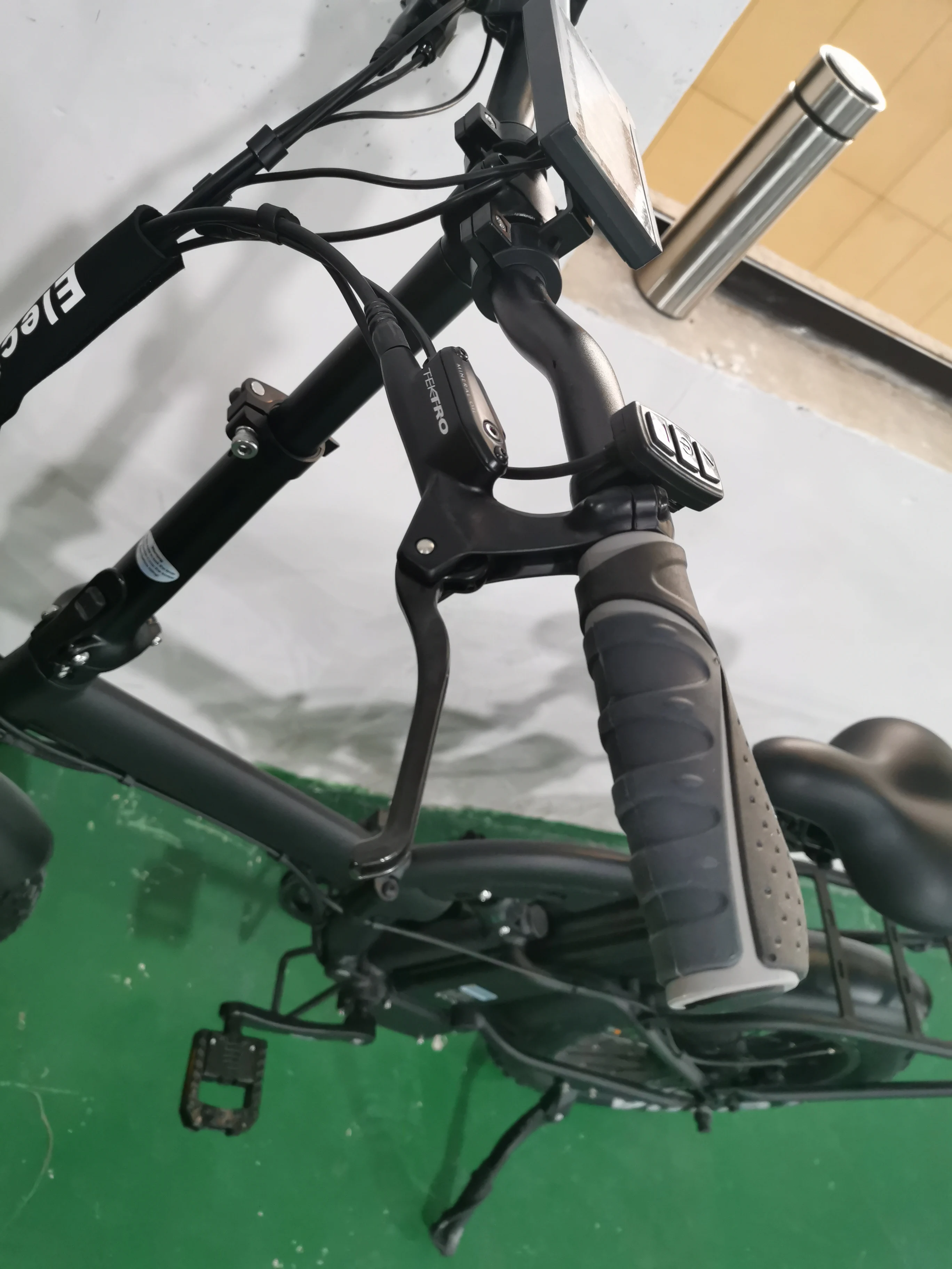 QUEENE/ 2024 20-дюймовый электровелосипед 48 В 500 Вт 750 складной электрический велосипед по низкой