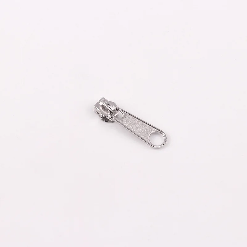 Plastic 4.5 zipper sliders different tape colors low MOQ