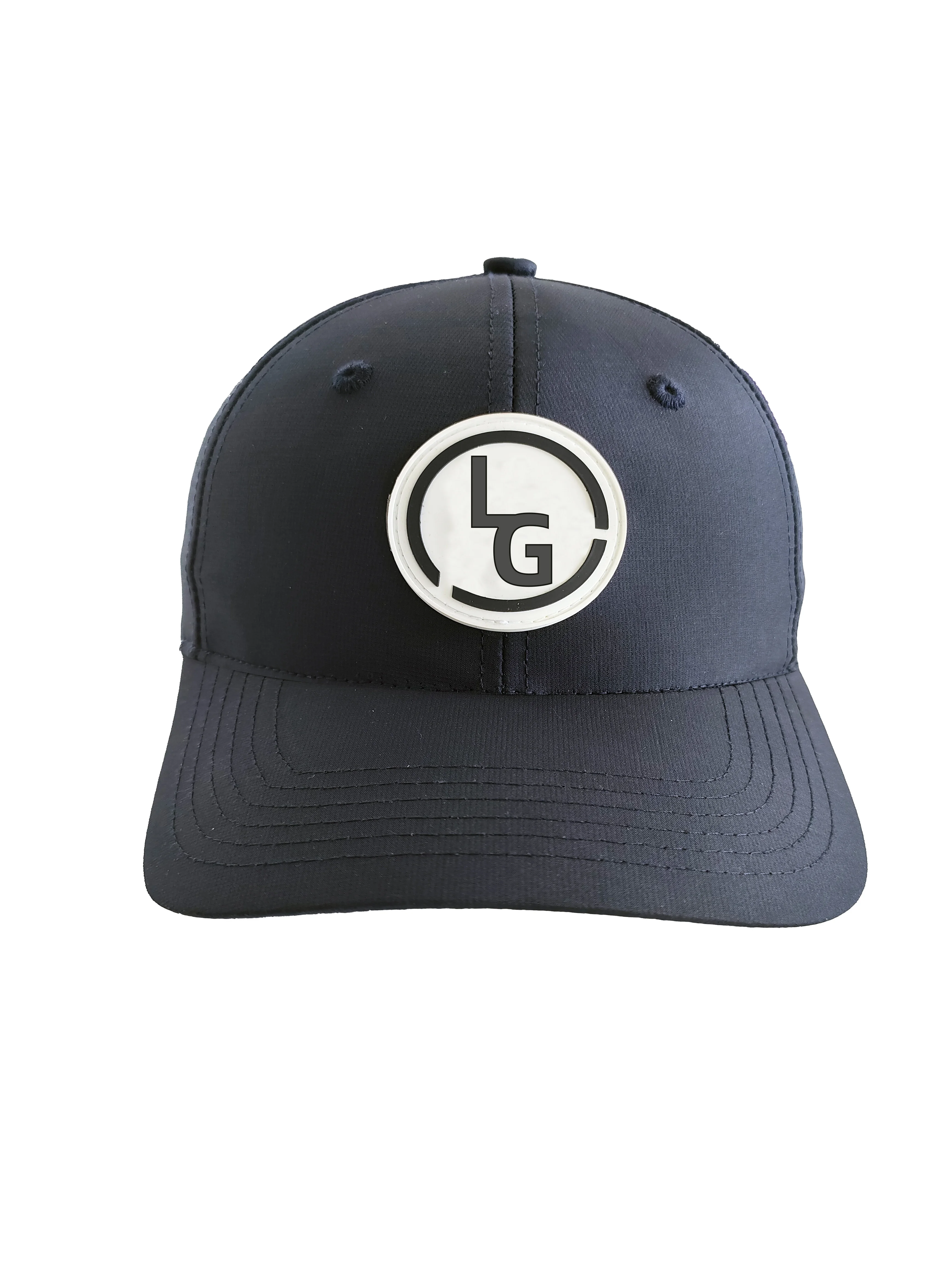 Бейсболка с вышитым логотипом