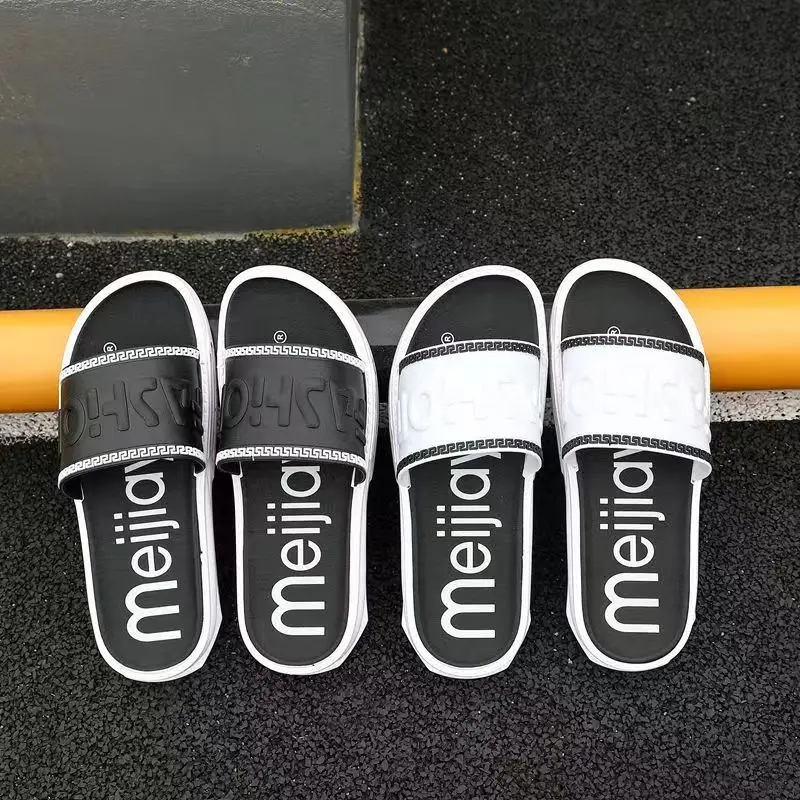 Wholesale Flip-flops striped  Men Slippers Comfortable Beach Sandals Men Casual Shoes House Flip Flop Bathroom Shoes