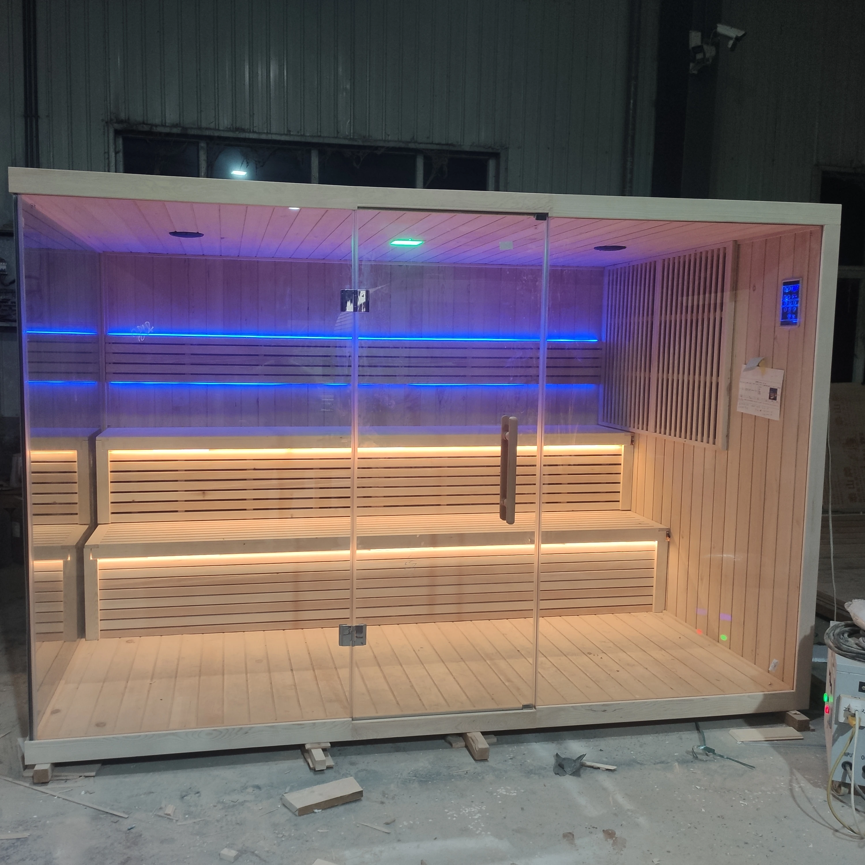 Factory direct sales of high quality family concealed CAM massage sauna room