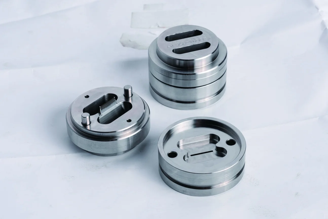 Customized H13 Aluminum Extrusion Dies for Extruding Aluminium Profiles