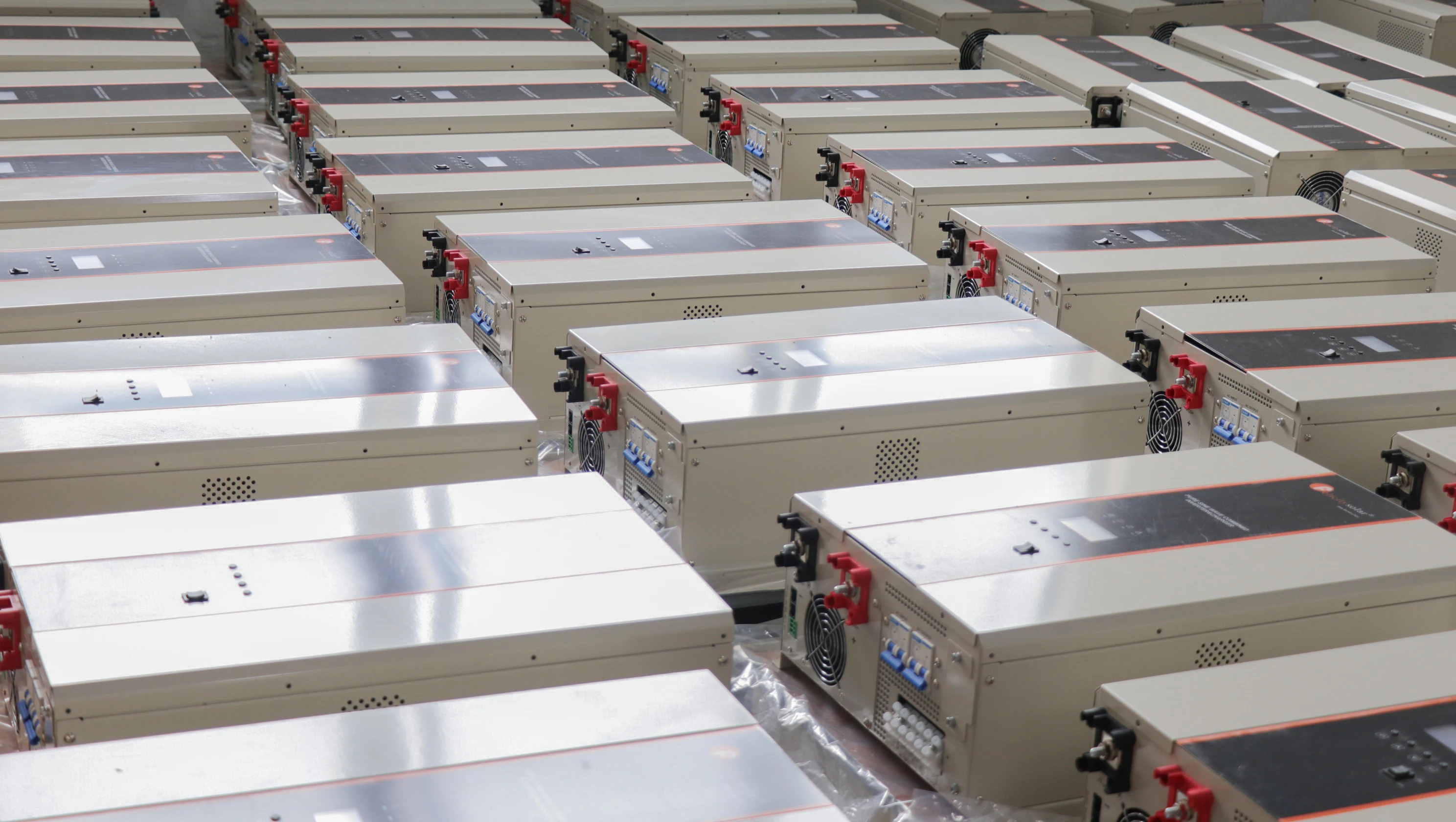 solar inverter IVPM DC input votage 4kw/6kw /10kw off grid solar inverters with MPPT for solar power system