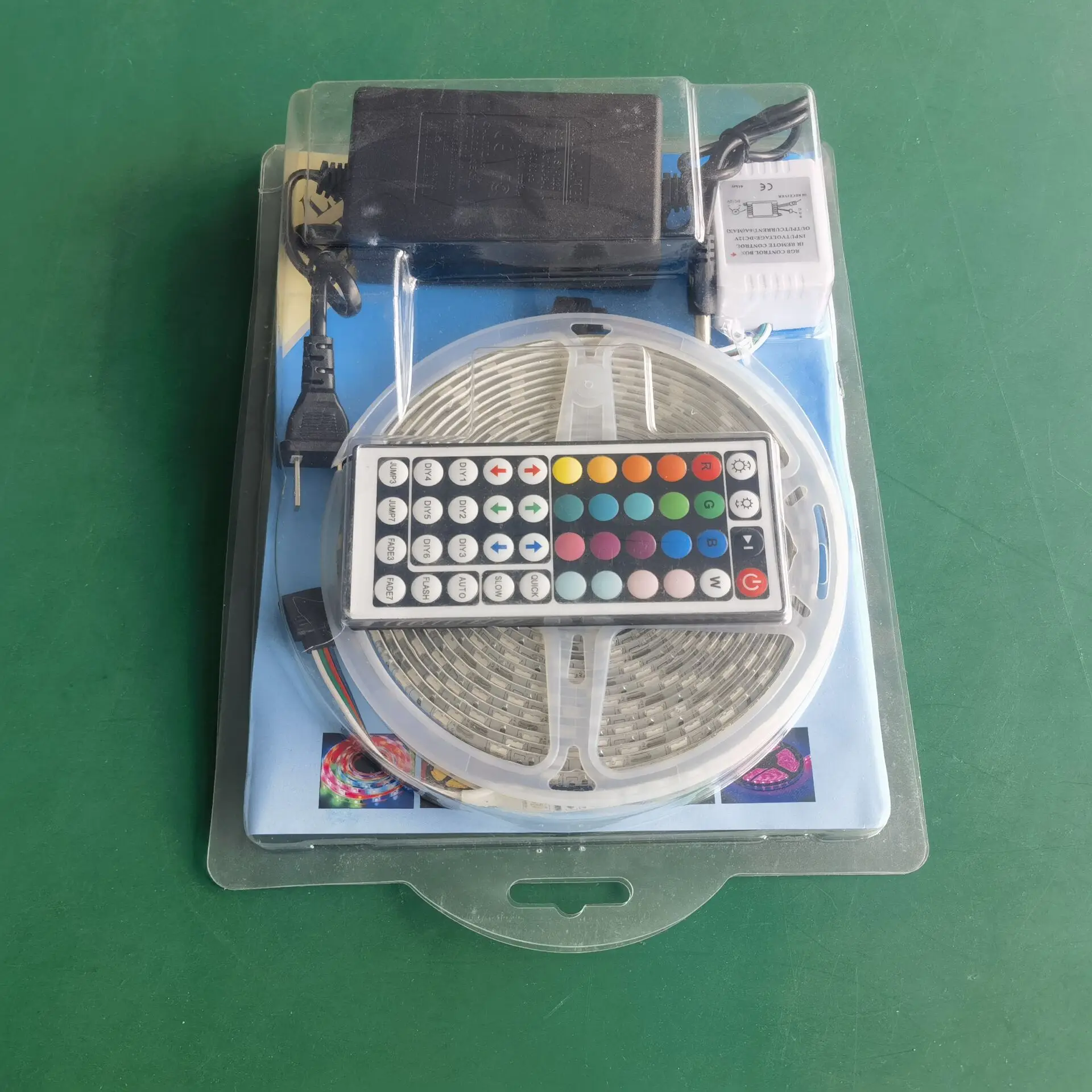 CE ROHS SMD5050 RGB 150leds 5m roll led strip lights with remote and BT or wifi app control LED strip kit/set