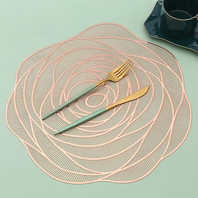 Wedding Decoration Color Desk Pad Rose Shape Plastic Dinner Plate Table Mats Luxury Gold Pvc Placemats For Dining Table