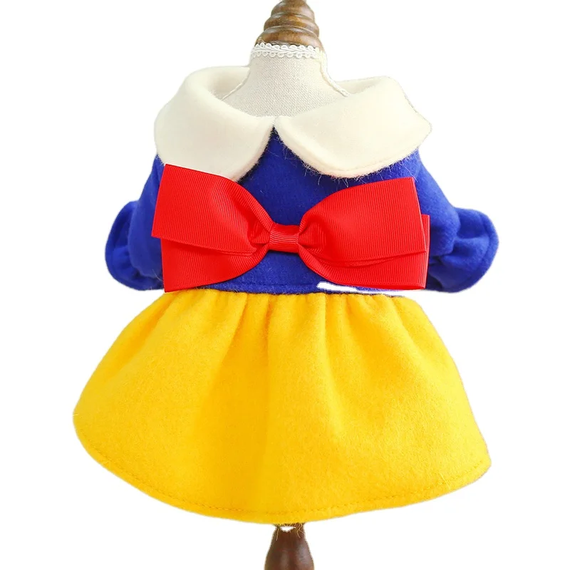 Pet Dog Cat Skirt White Snow Pattern Dress Clothes
