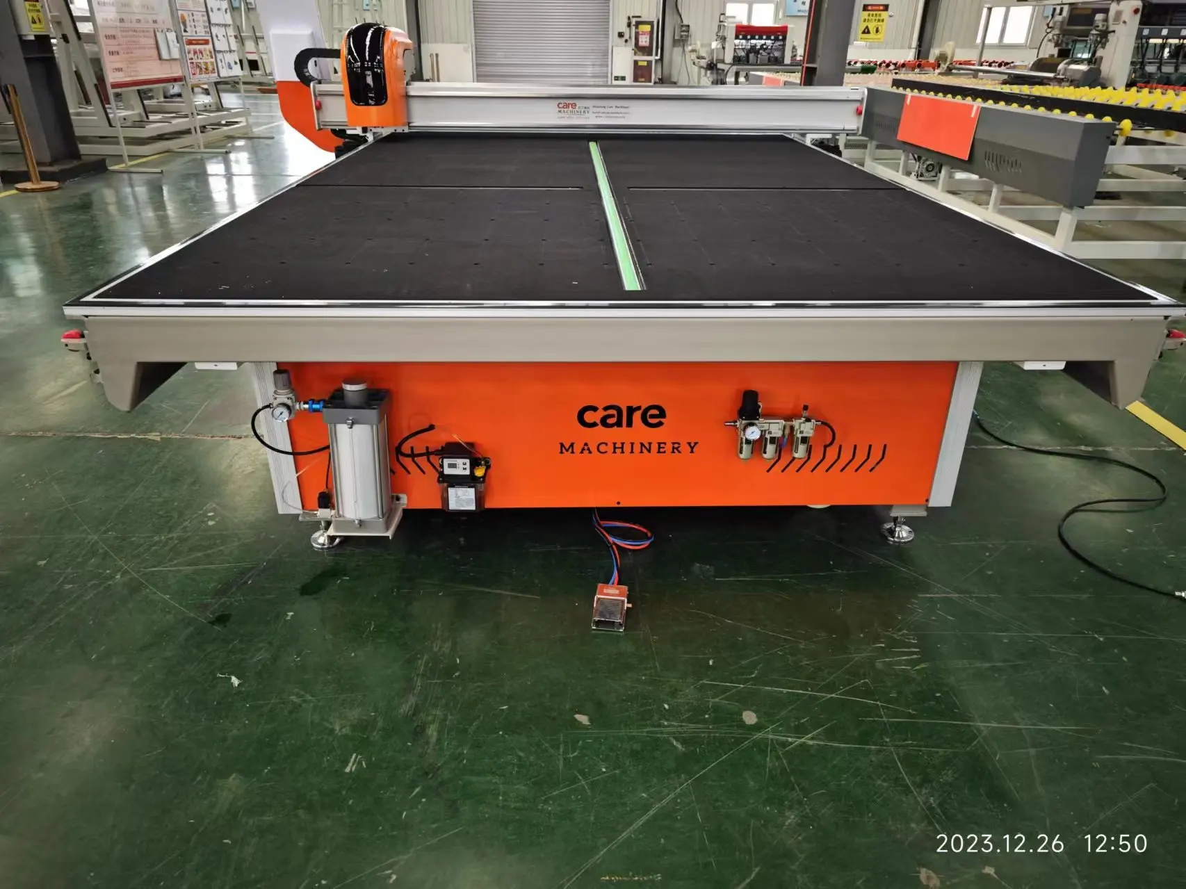 Низкая Стоимость CNC автоматический стеклянный стол для резки стекла неправильных форм