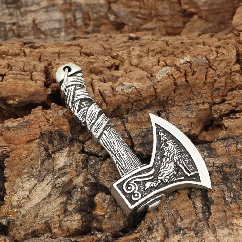 New Nordic Viking Celtic Wolf Crow Double-sided Axe Pendant Trendy Vintage Necklace For Men