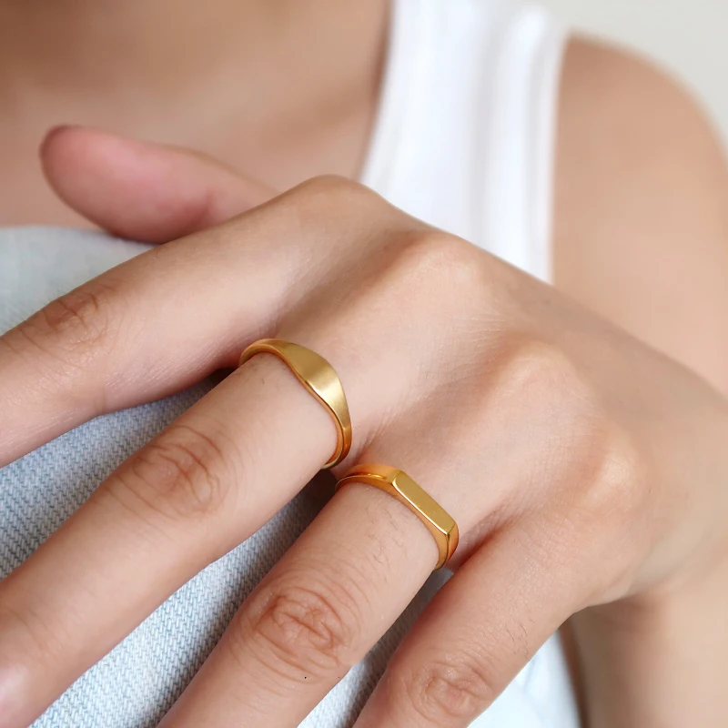 2 Designs Thin Square Stamp Finger Ring Matte Gold Plated Circle Geometric Rings Women Minimalist Stainless Steel Fine Jewellery
