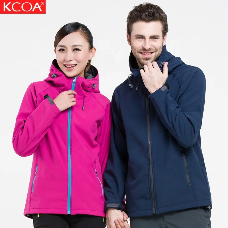 KCOA Wholesale Customized Winter Thermal Fleece Hiking Windbreaker Softshell Jacket