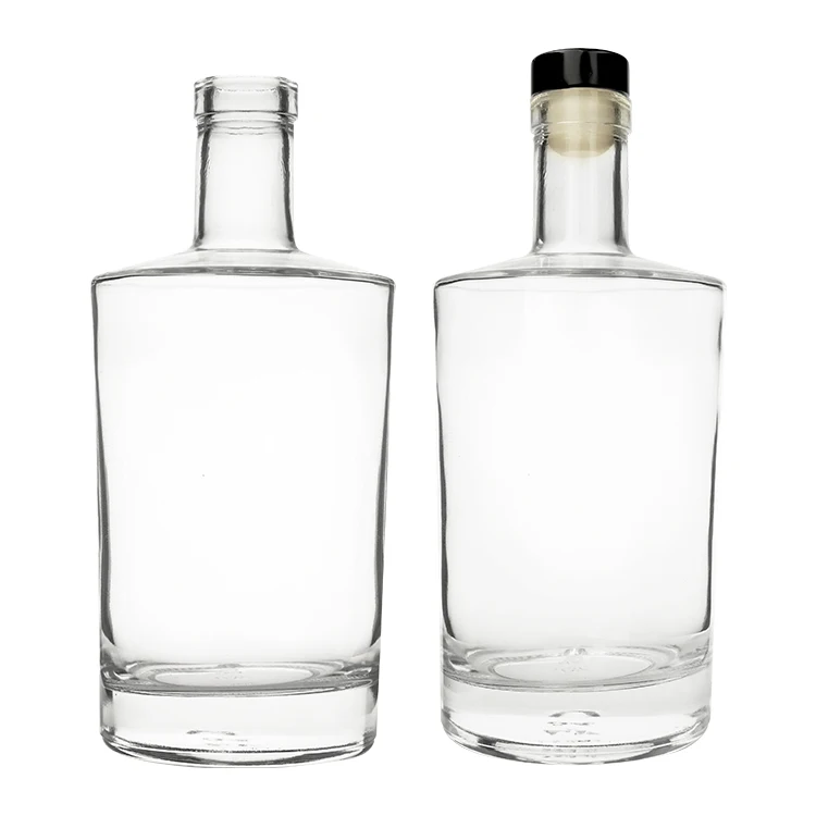 750ml Round Shape Flat Shoulder Vodka Whiskey Glass Liquor Bottle With Wooden Cork