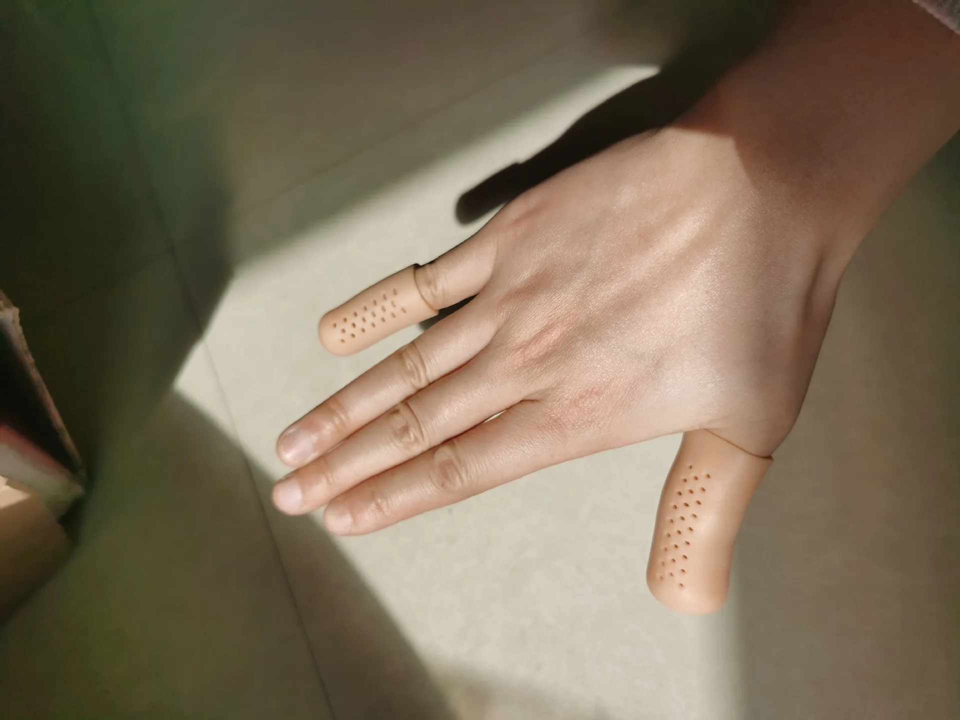 Wholesale Foot Care Soft Silicone Gel Breathability Big Toe Protection Cap