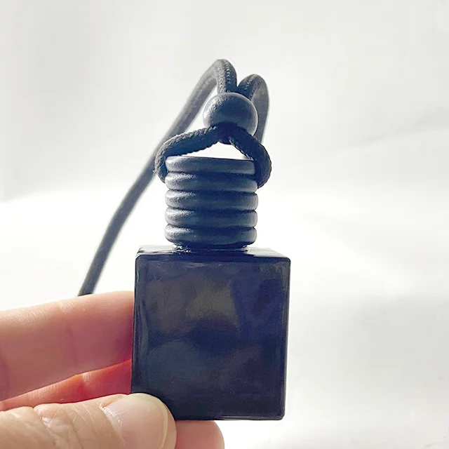 Hot Sale Hanging Bottle 8ml 10ml 15ml Black Flat Square Shape Glass Diffuser Bottle Car Perfume Bottles