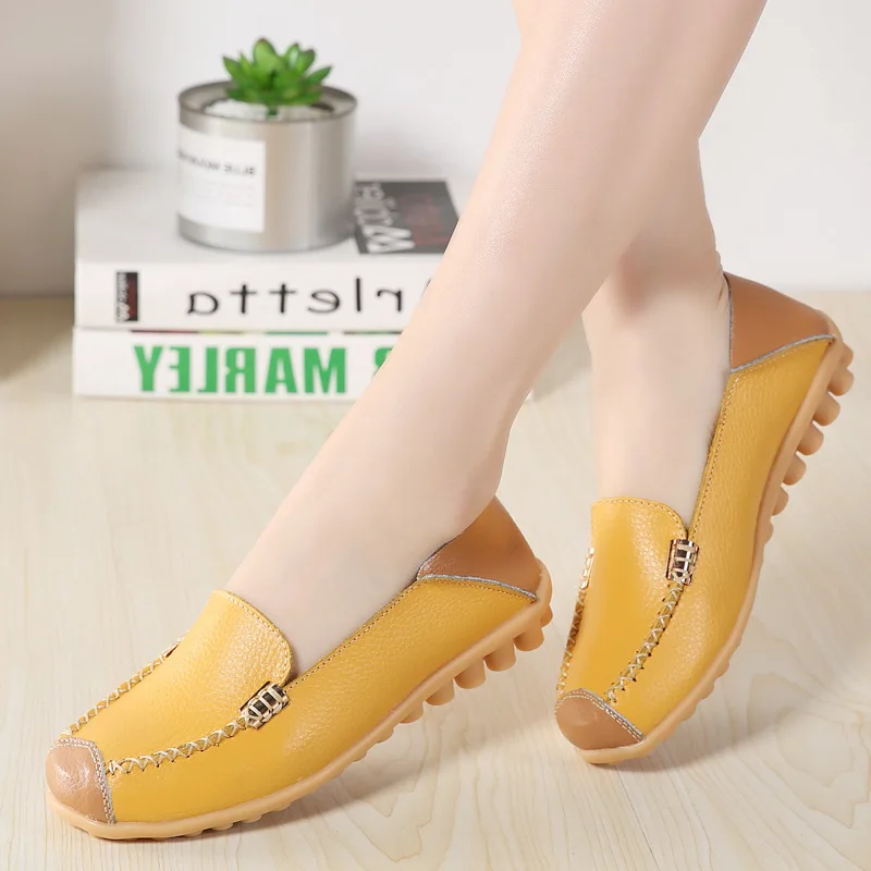 
Wholesale new large size single shoes leather lace flat casual comfortable mother nurse shoes 