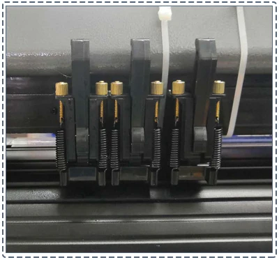 vinyl cutting plotter 720mm small stick cutting machine cutting plotter Practical type plotter de corte