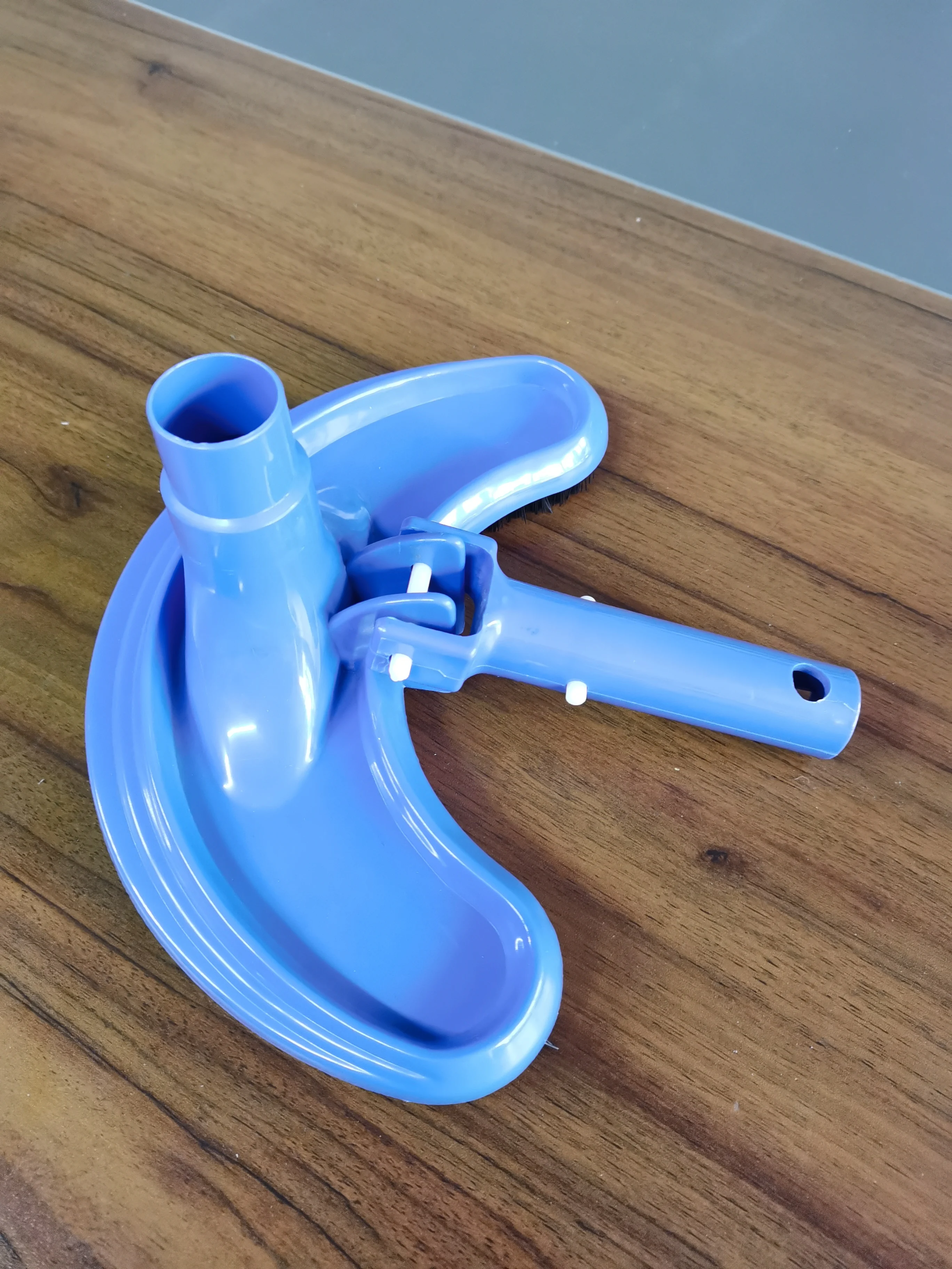 Economical swimming pool crescent type vacuum  head tip accessories with brush hot sale professional factory