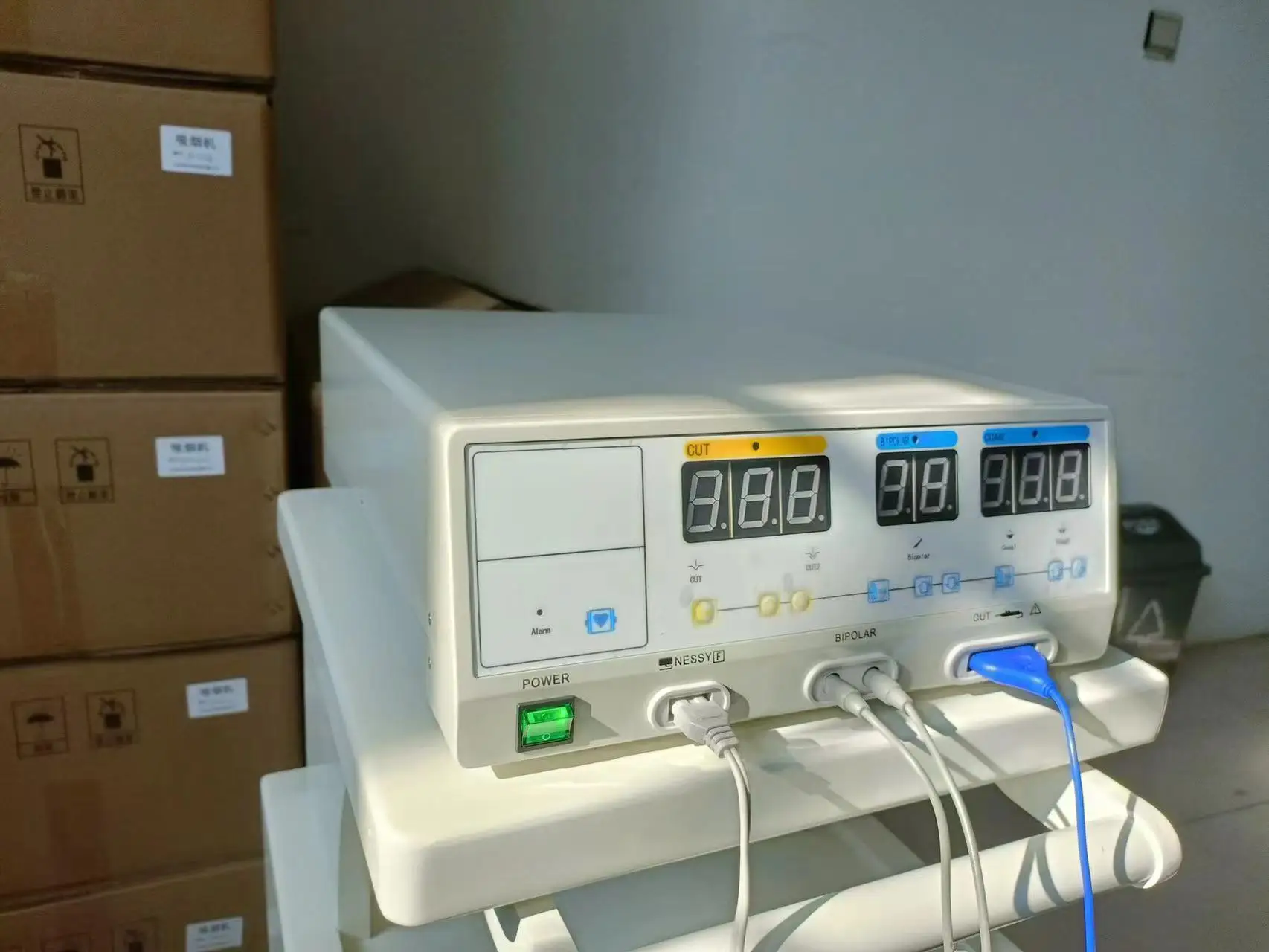 High Frequency Electrosurgical Unit Cautery Machine Diathermy Machine Electrotome