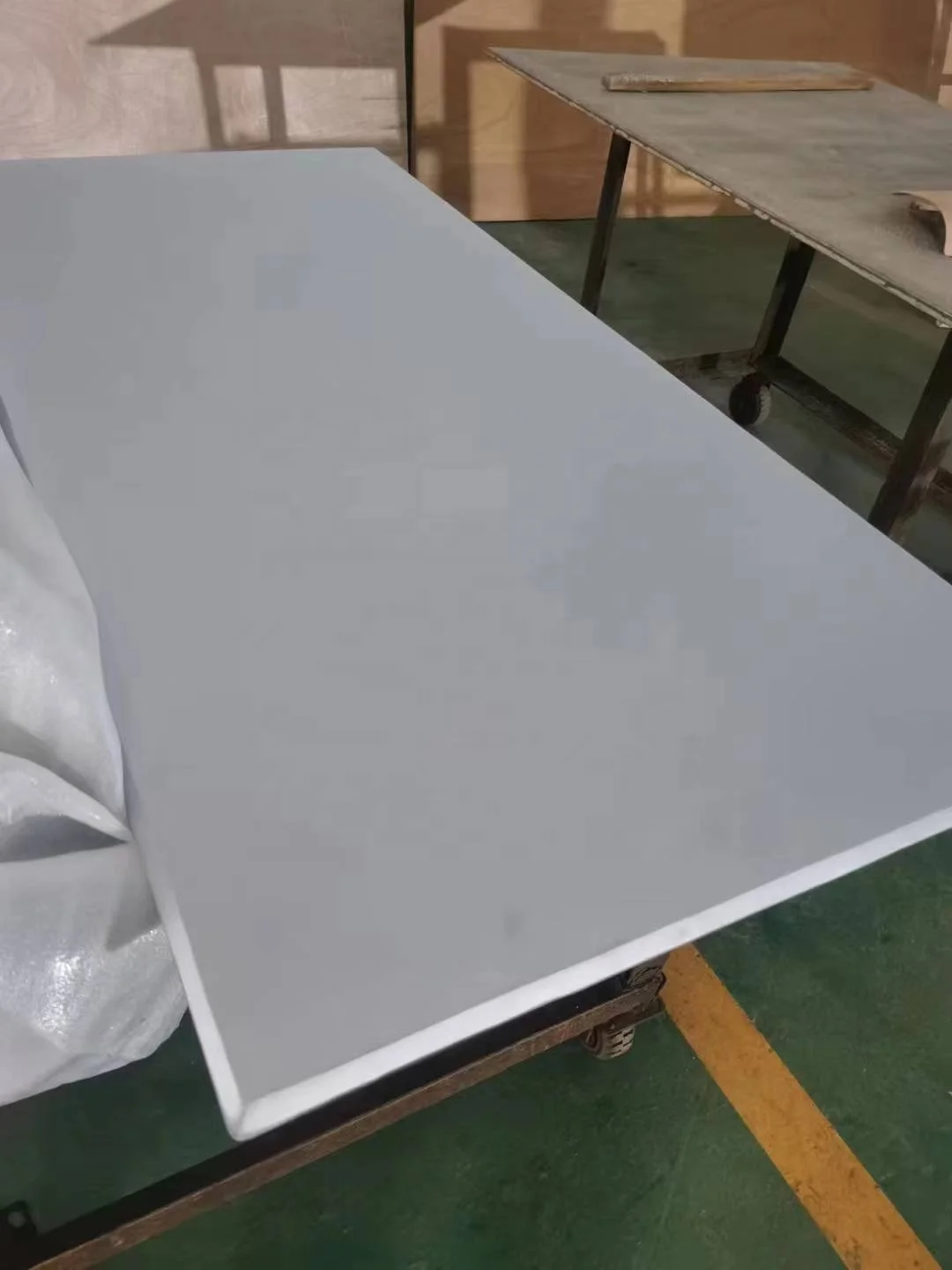 Leather pressing plate to increase or decrease the brightness of leather used in machine size 1370*1000