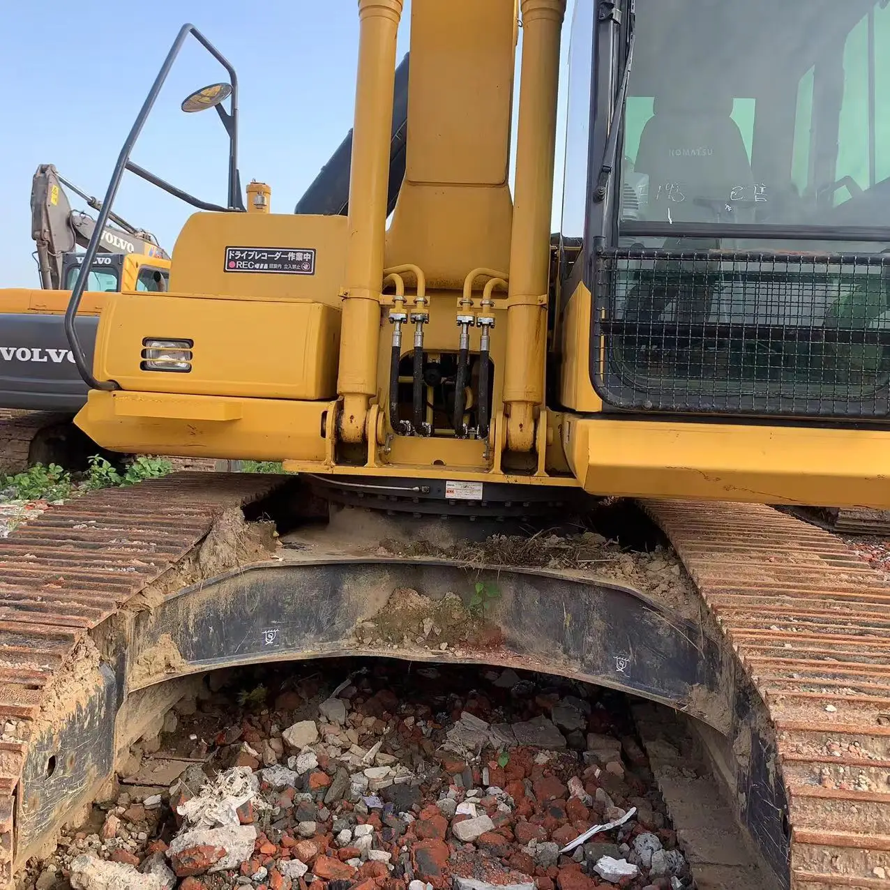Heavy Duty Equipment Komatsu Used Excavator PC 200 Thumb used Japan Construction Machine Komatsu pc200 excacaror