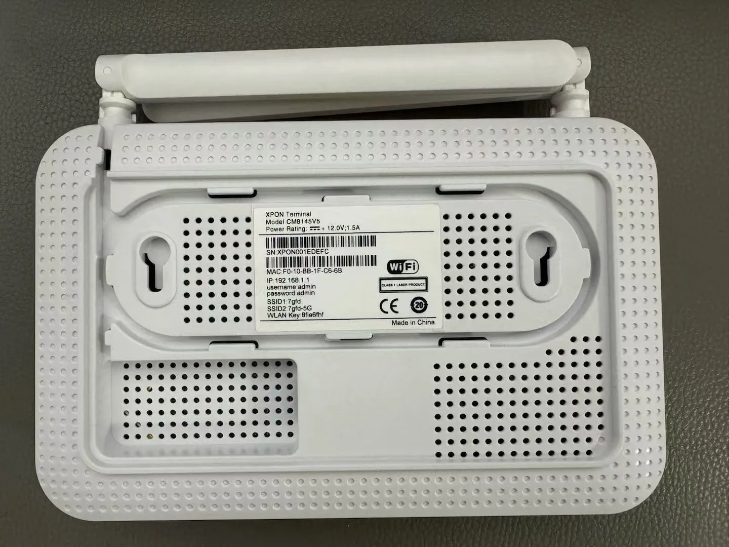 EG8145V5 RTS  hot selling Xpon  BEST PRICE  2 antennas XPON 1GE+3FE 1POTS+2USB+WiFi 2.4G/5G 5dBi FTTH CM8145V5 EG8145V5