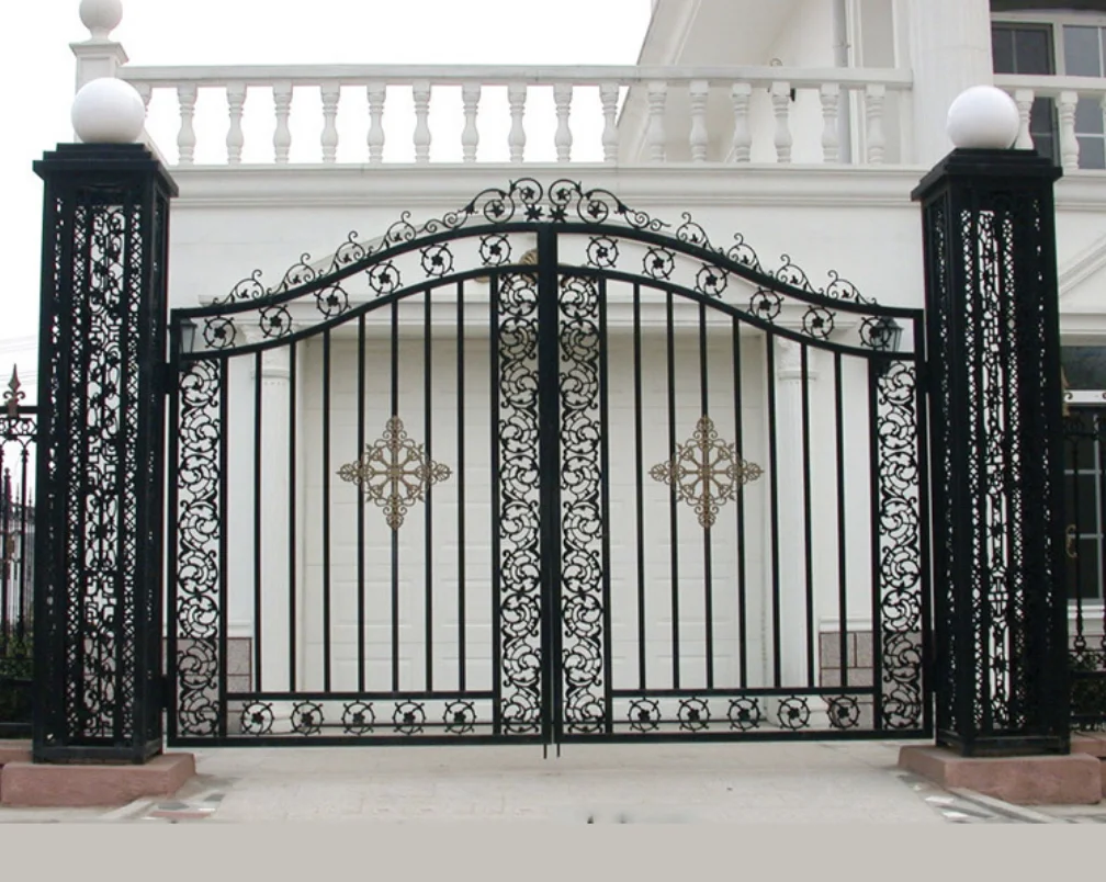 China Factory Wrought Iron Fancy Gate Main Front Gate Designs Metal Villa Driveway Doors