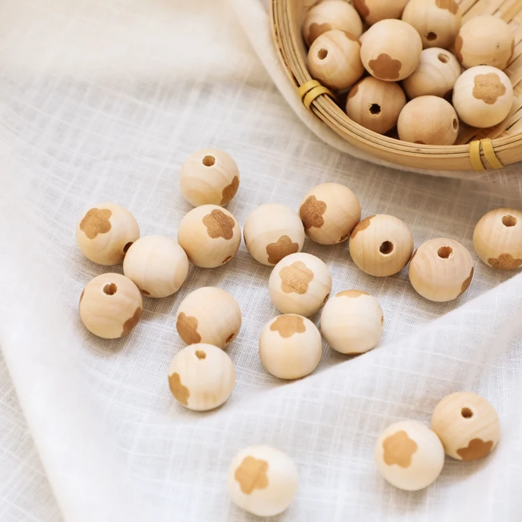 20mm Engraved Heart Wooden Round Teething Beads Wood Craft Beads For Make Necklaces