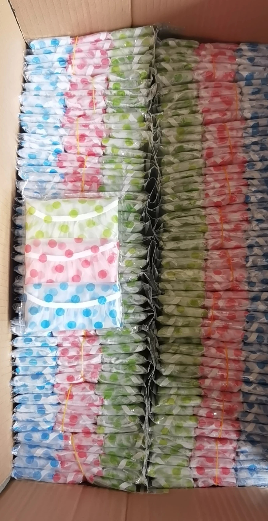 3 pack of cute cheap Waterproof dustproof PE PEVA Plastic point shower caps with elastic band for women