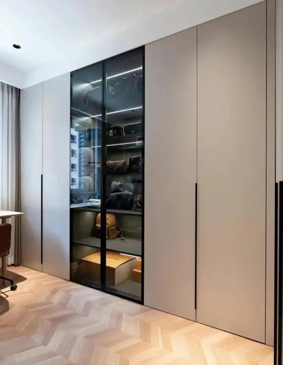 Складной шкаф для одежды