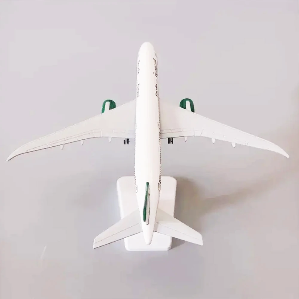 20cm Shandong Metal 1:200 Airlines Boeing B787 Diecast Alloy Metal Aircraft Model with Landing Gear