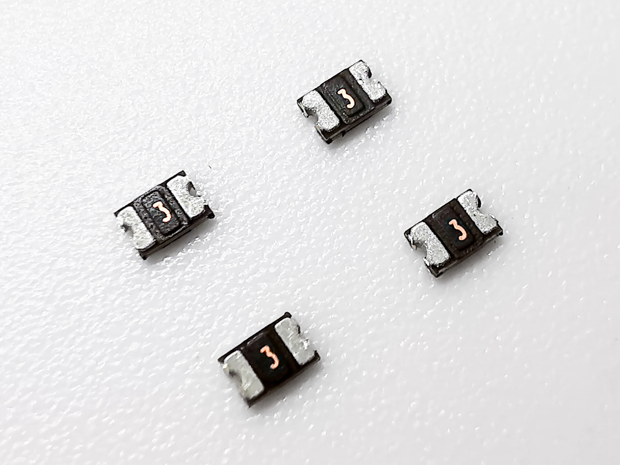 Hight Quality Automatic Reset Smd0805R010Sf Miniature Smd Pptc Fuse