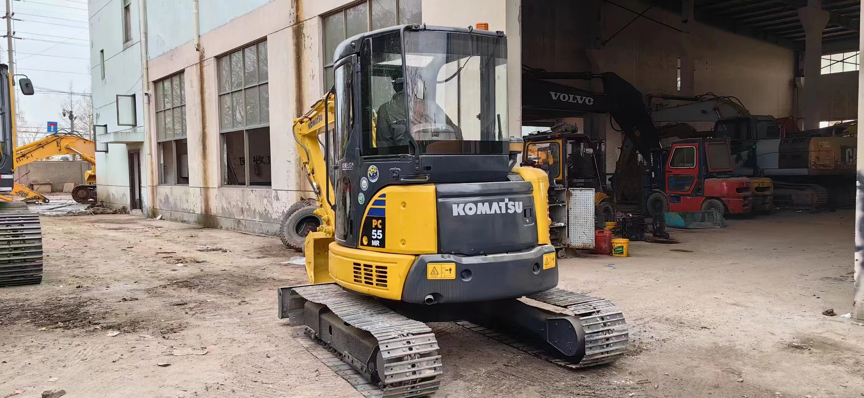 Used excavator for sale in Europe excavator 6 ton Komatsu earthmoving machinery equipment