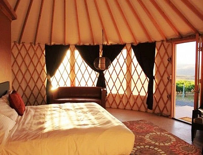 4 Season Camping Outdoor 5m 6m Luxury Modern Yurt House Glamping Tourist Tent For Sale