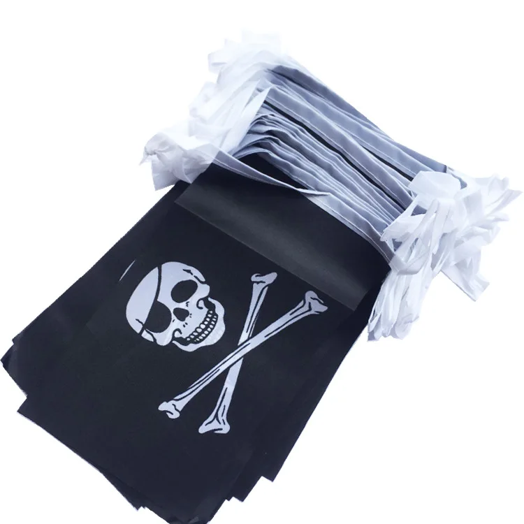 Wholesale Triangle hanging flag background wall decoration flag black white green red triangle