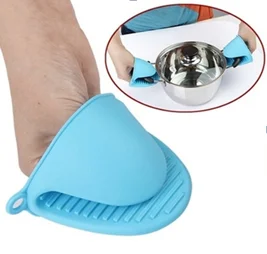 2021 HOT Kitchen household microwave oven heat insulation clip