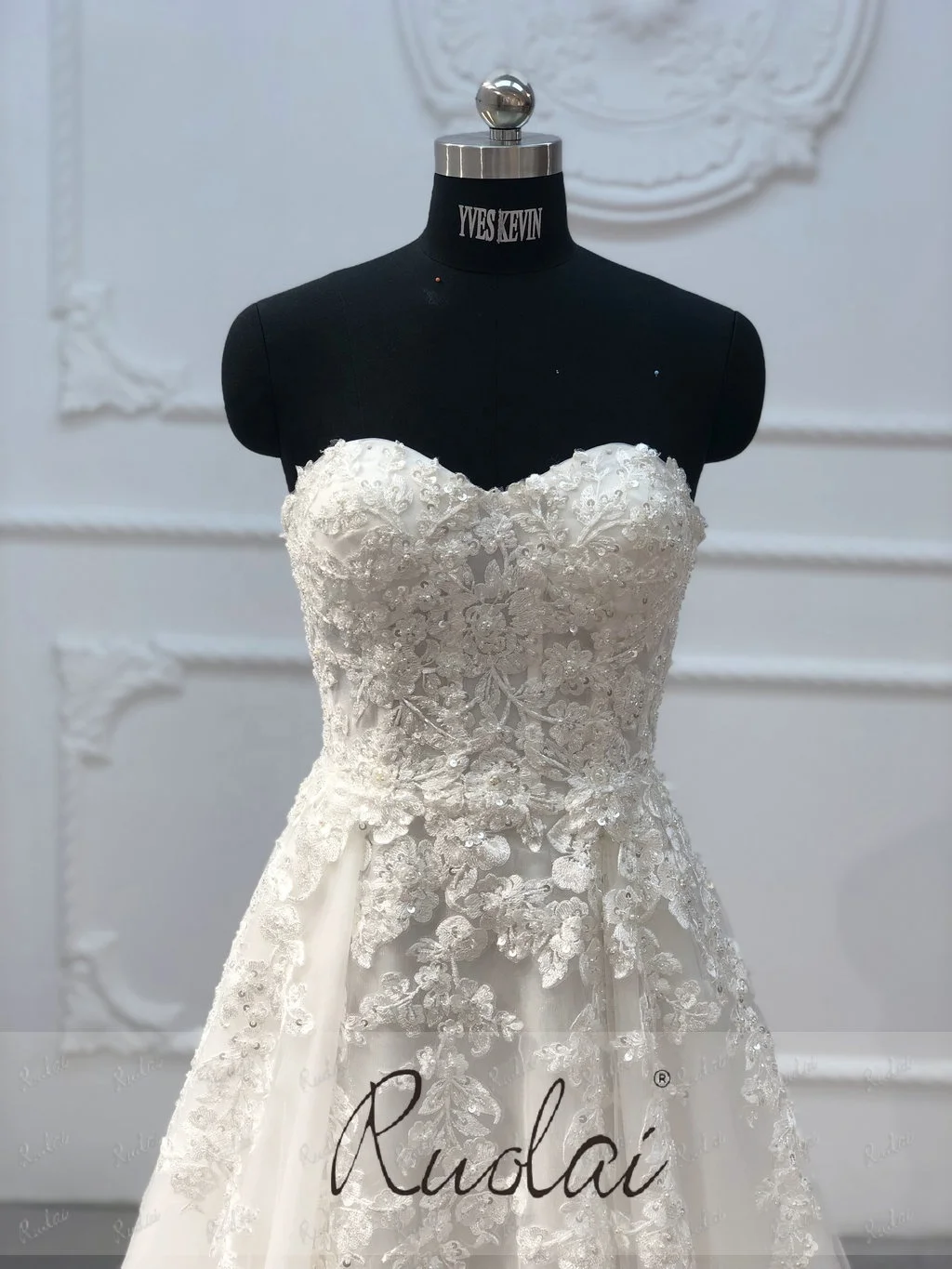 Ruolai QW02017 Vintage Sweetheart Aline Lace Beaded Bridal Gown Wedding Dress