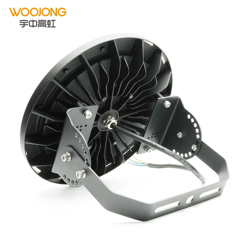 Wholesale Industrial LED Lighting Fixtures Low Price Pendant Garden and Warehouse Lights IP65 Rating Made in China