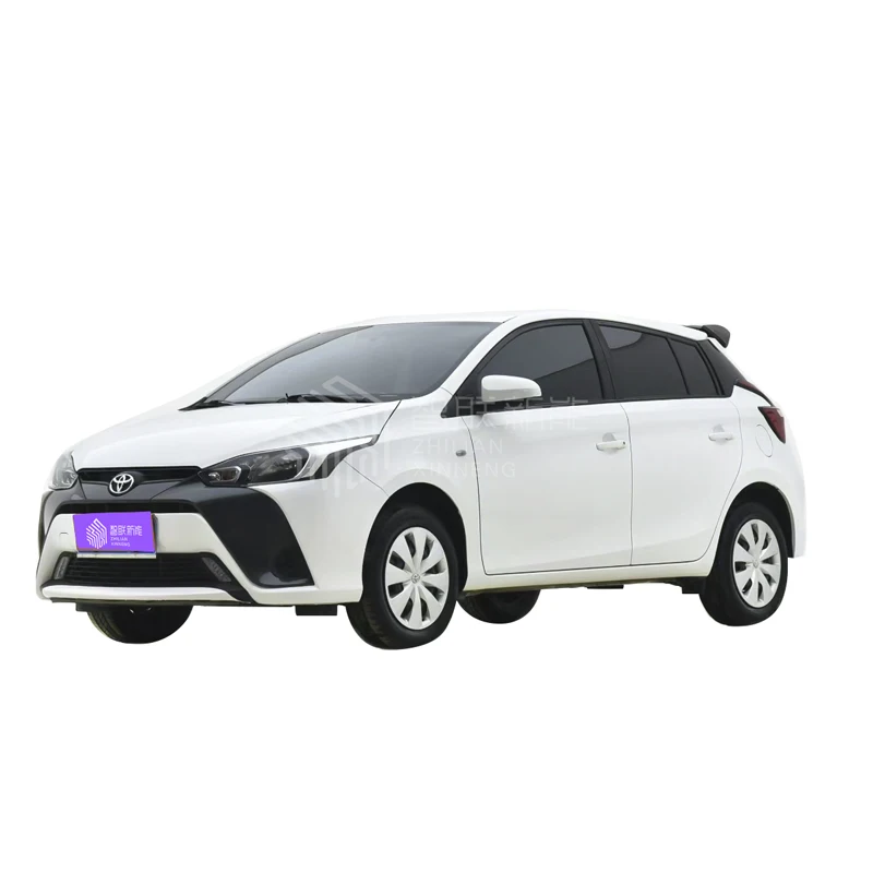 Toyota YAR-iS L 2020 модель 1.5L Eur 6 5-местный Подержанный автомобиль