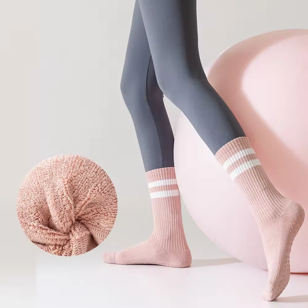 Seamless Custom Logo Grip Barre Trampoline socks Ankle Pilates Non Slip Yoga curl Socks Lulu compression tube crew ruffle Socks