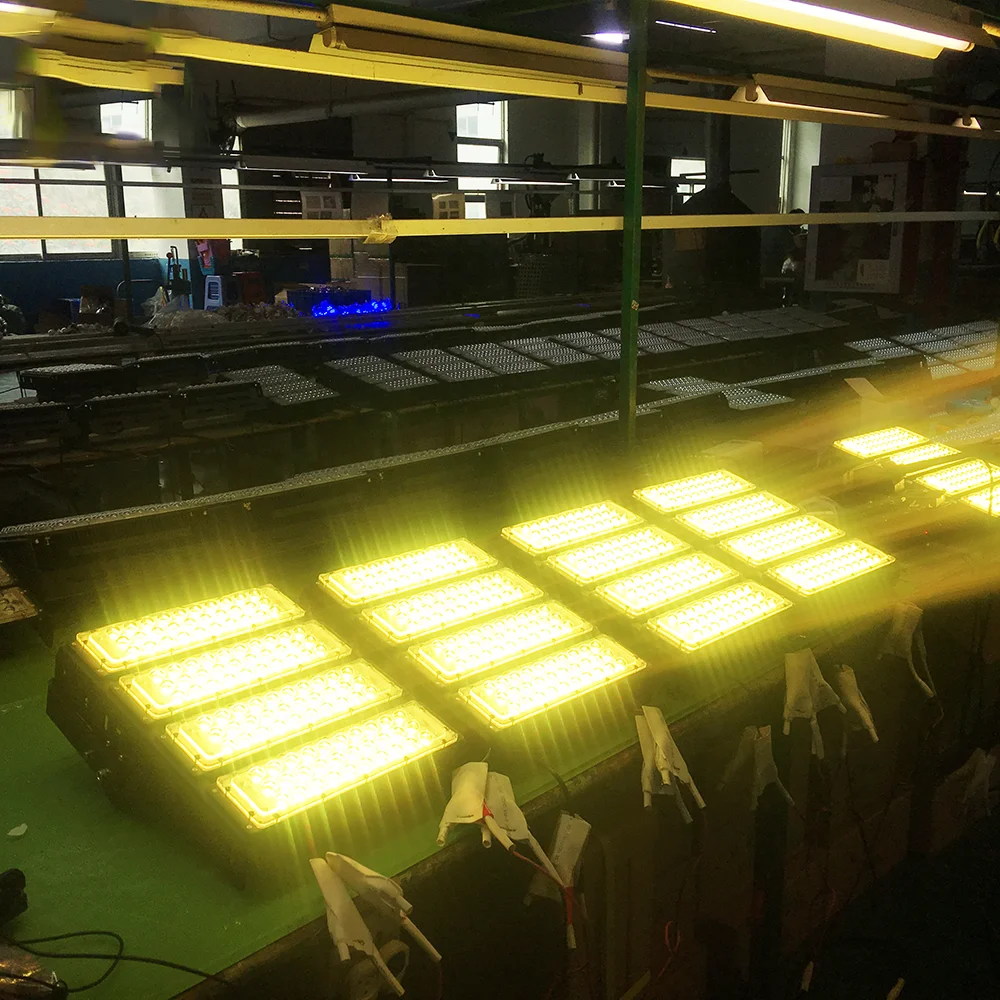 Factory Wholesale Price waterproof ip65 led tunnel flood light RGB 400w high  lumen .png