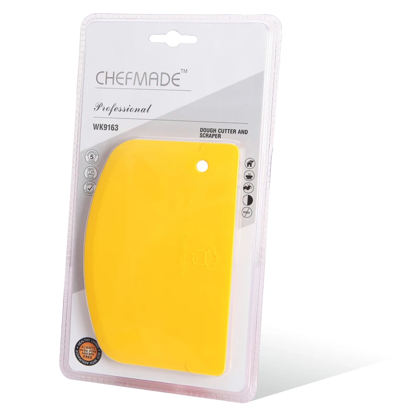 
CHEFMADE Kitchen Tool Food Grade Pp Yellow Non Stick Dough Cutter And Scraper for Baking and Cooking 