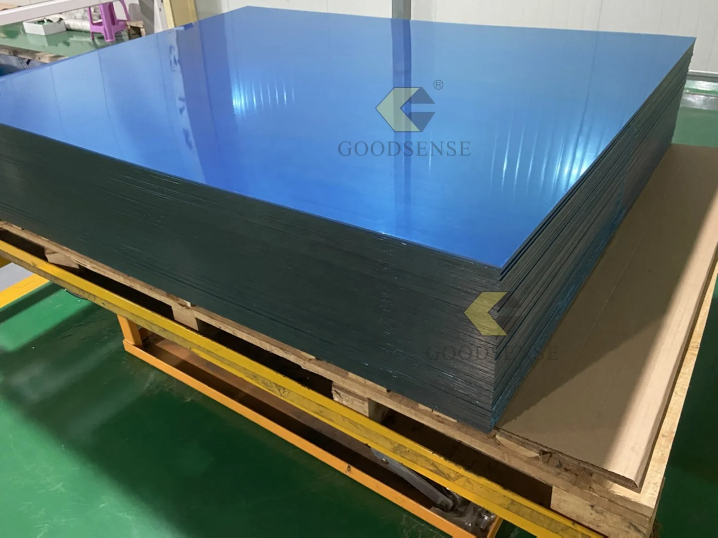 Goodsense Custom Acrylic Hard Two Way Mirror Sheet Supplier Color PMMA Lucite  Half Peep Glassless Mirror for Endless Mirror