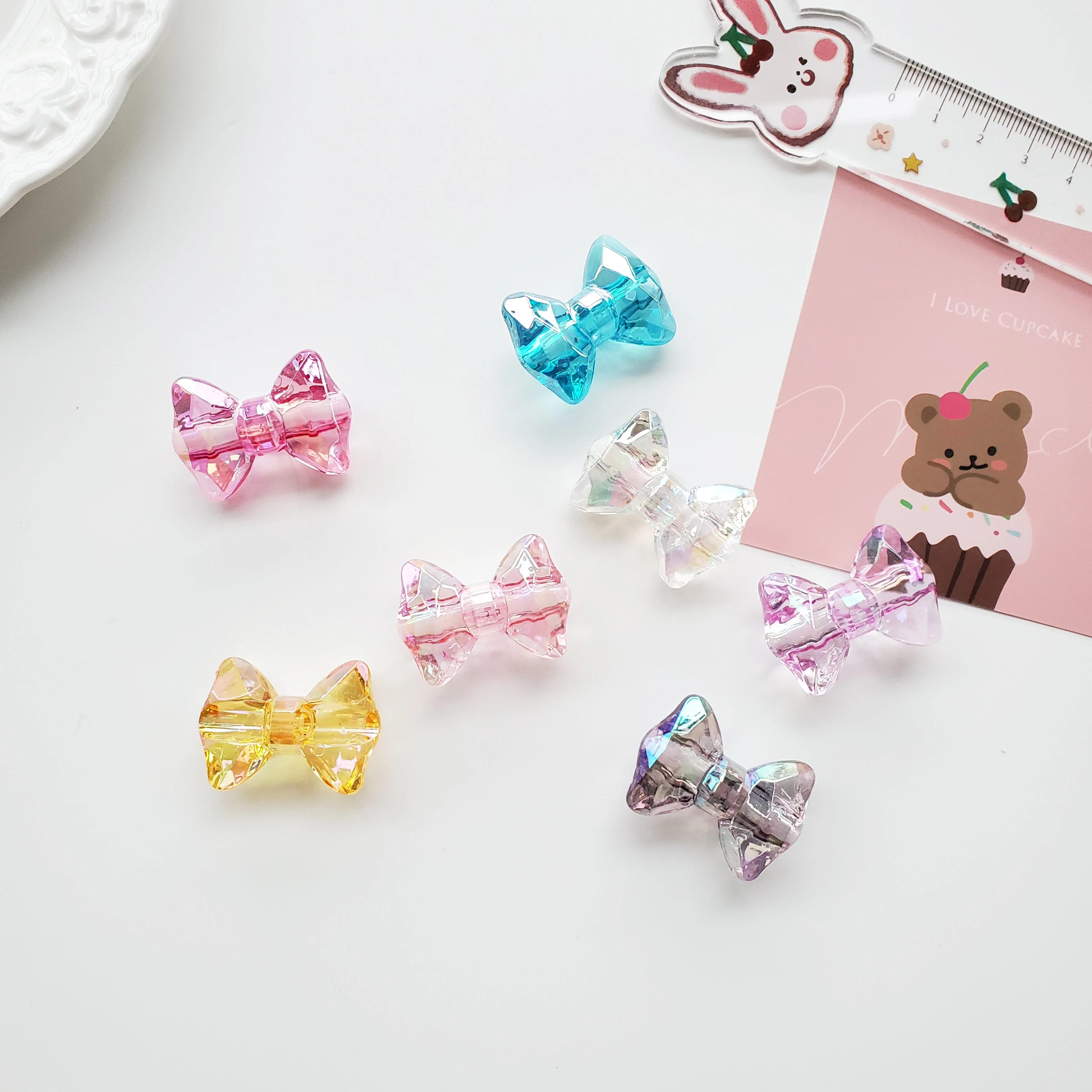 New Arrival Kawaii Transparent Bow Acrylic Beads Iridescent Bowknot Shaped Loose Beads For Jewelry Making Accessory Kids Toys