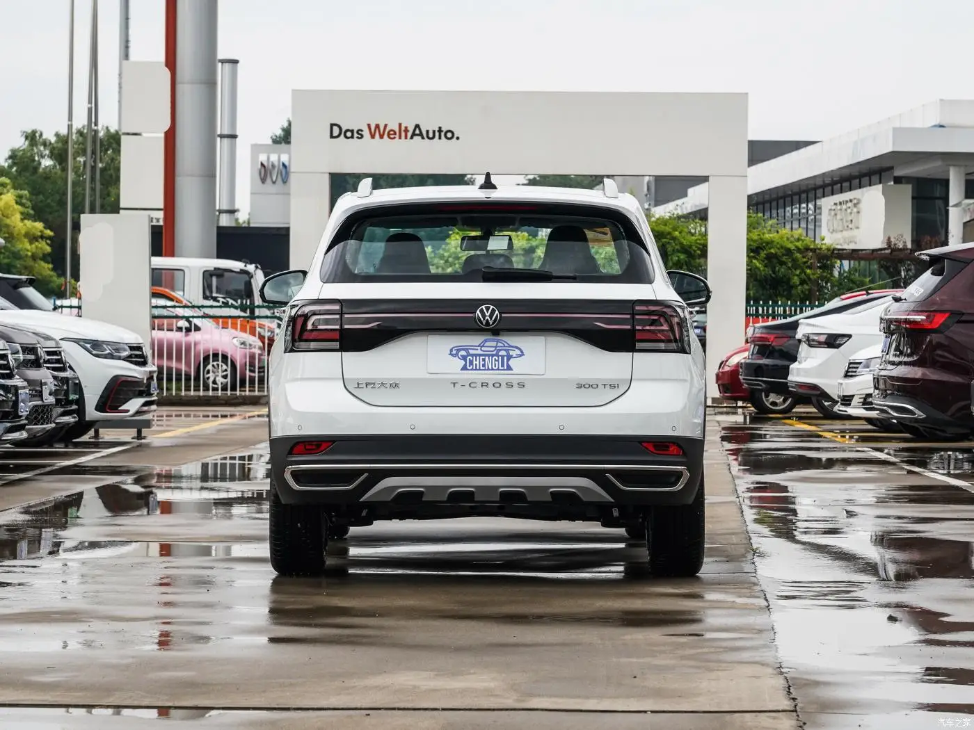 2024 Volkswagen T-Cross 300TSI DSG Comfort Edition 1.5L двигатель бензиновый автомобиль FWD 5 мест SUV для продажи
