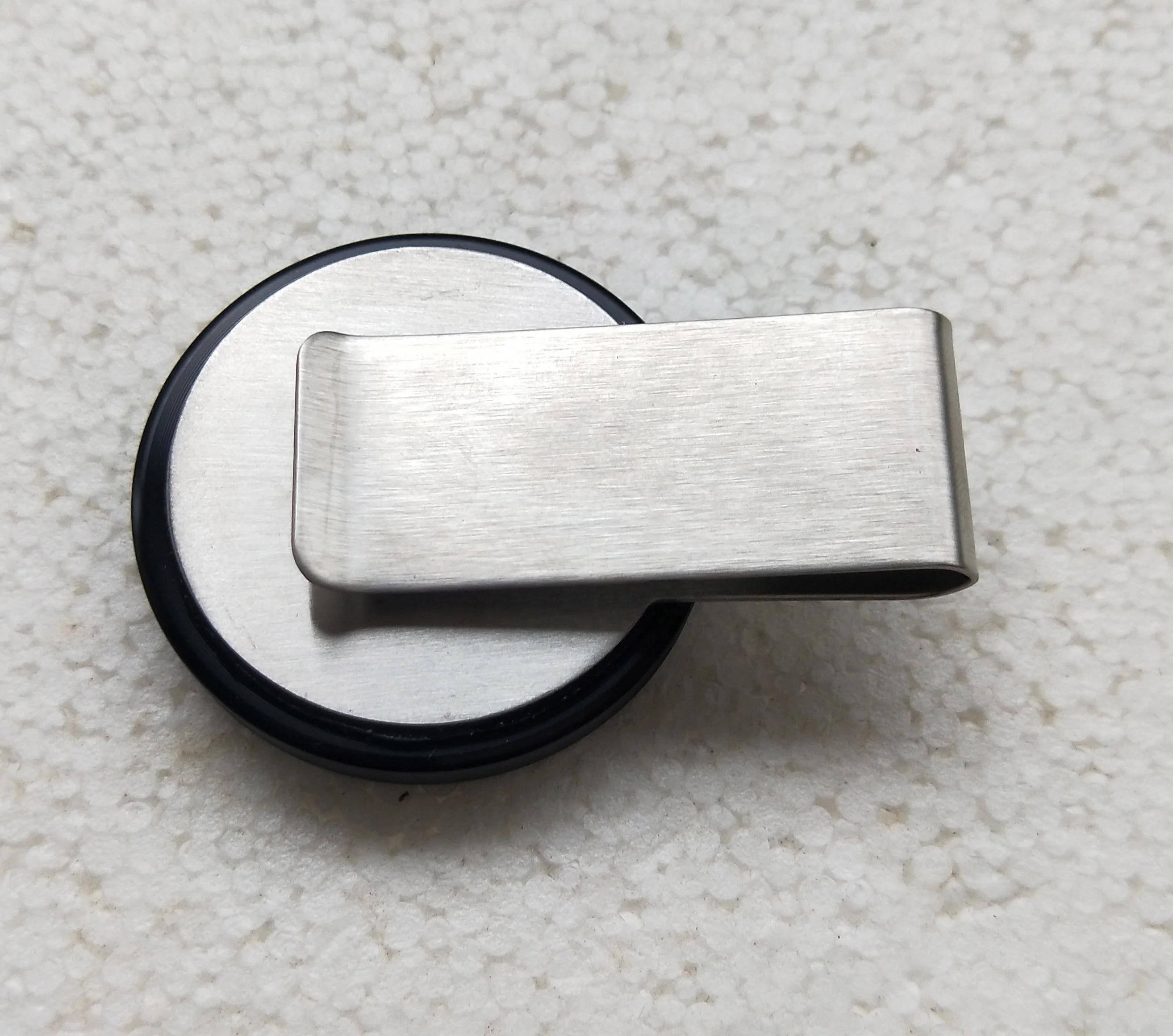 Magnetic Belt Clip Chalk holder with Cover, Quiet Billiard Chalk Holder