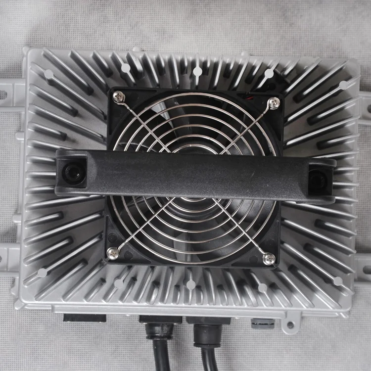 Быстрая зарядка на борту 3.3kw 96 v 32a литиевая батарея зарядное устройство для электромобиля