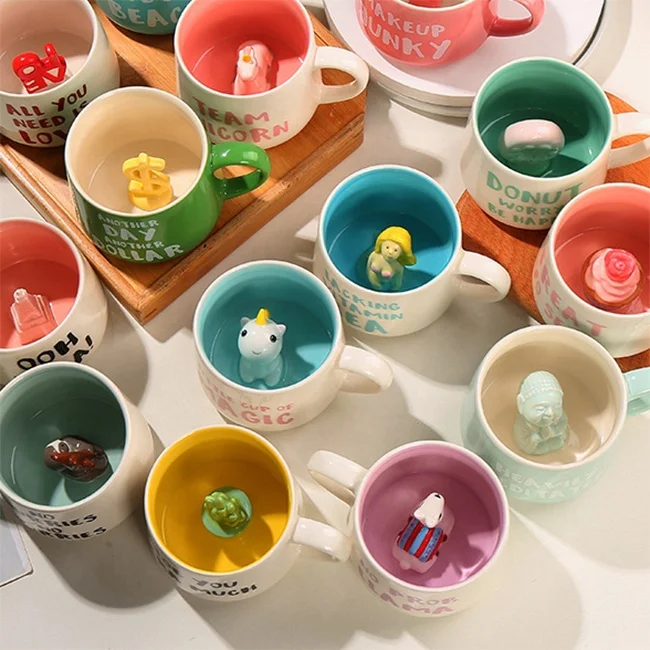 Creative New porcelain Animal Inside Ceramic Cup Funny Coffee Milk Mugs with Handle Cute Coffee Mugs Tea Cups