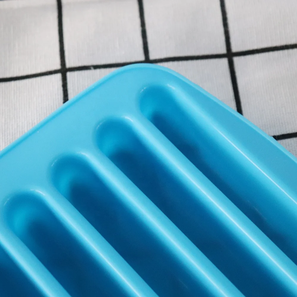 Silicone Bottom Ice Stick Tray Making Long strip Ice Cubes Used for Whisky